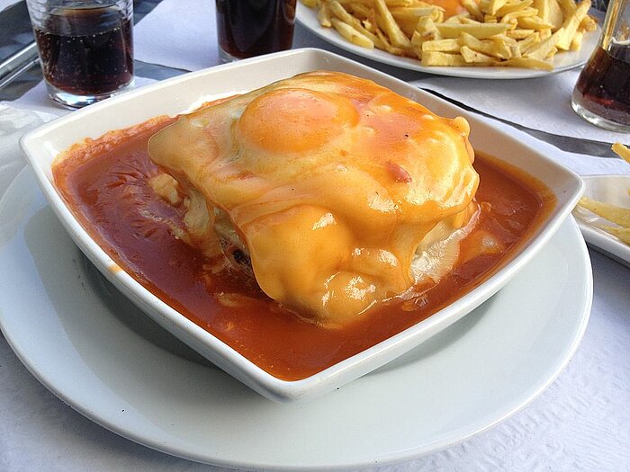 Francesinha aus Portugal