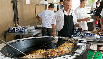 Zubereitung von Plov in Taschkent