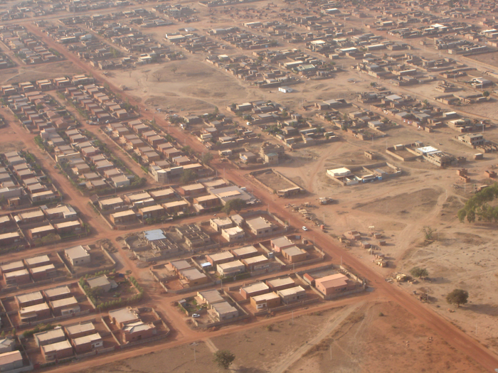 Wohngebiet in Ouagadougou Wohnhäuser in Neubaugebiet in Ouagadougou