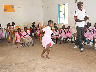 Gambia Schule