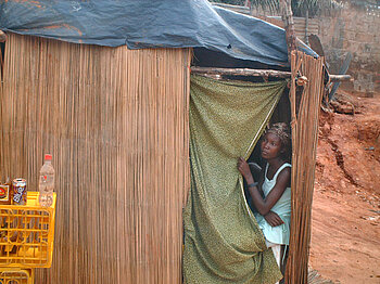 Armut, Angola