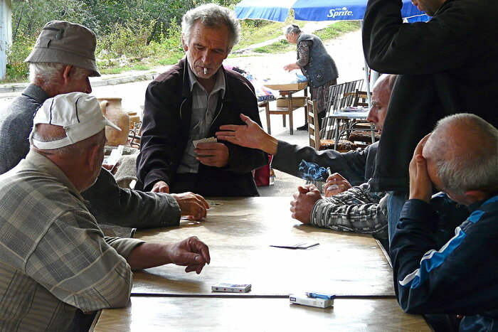 Armenische Männer beim Kartenspiel