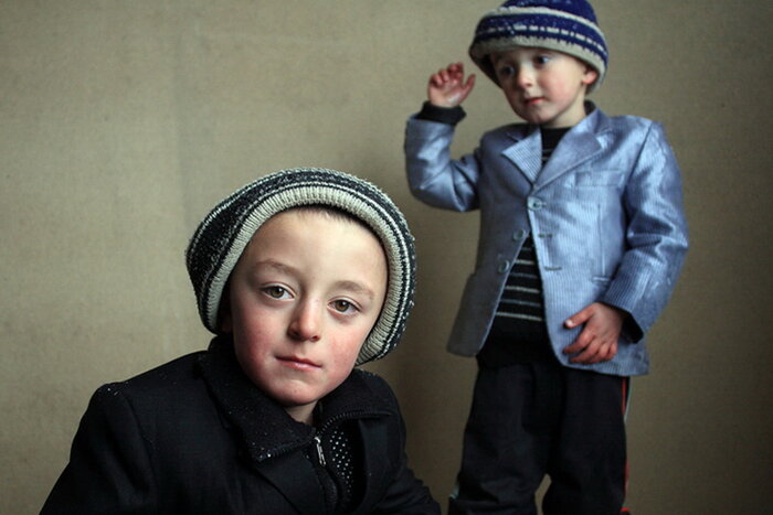 Jaghnoben-Kinder aus Tadschikistan