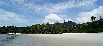 Schönes Wetter am Strand in Sierra Leone