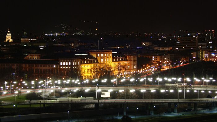 Panorama bei Nacht in Mannheim
