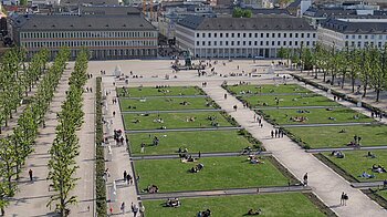 Schlossplatz Karlsruhe