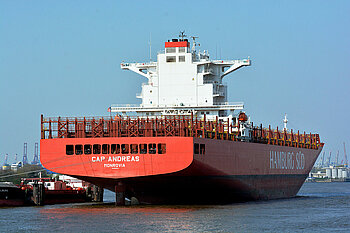 Schiff Cap Andreas im Hamburger Hafen