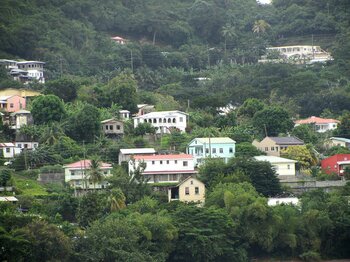 Grenada: Häuser in St. George's