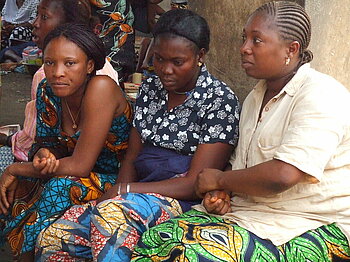 Drei Frauen in Conakry