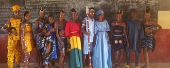 Kleidung in Guinea Guinea: Typisch für die Kultur