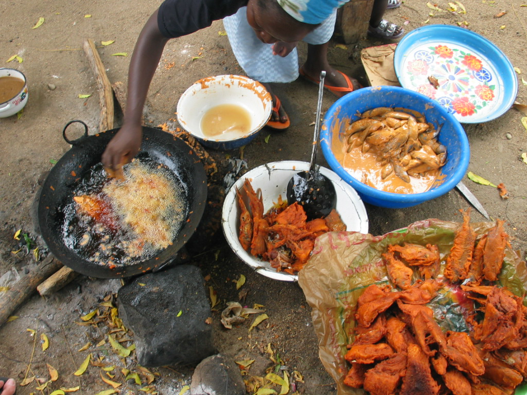 Kinderweltreise ǀ Kamerun - Essen in Kamerun