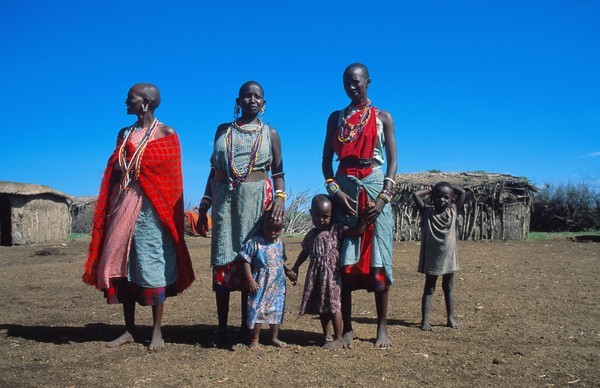 Massai-Frauen, Kinder, Kenia