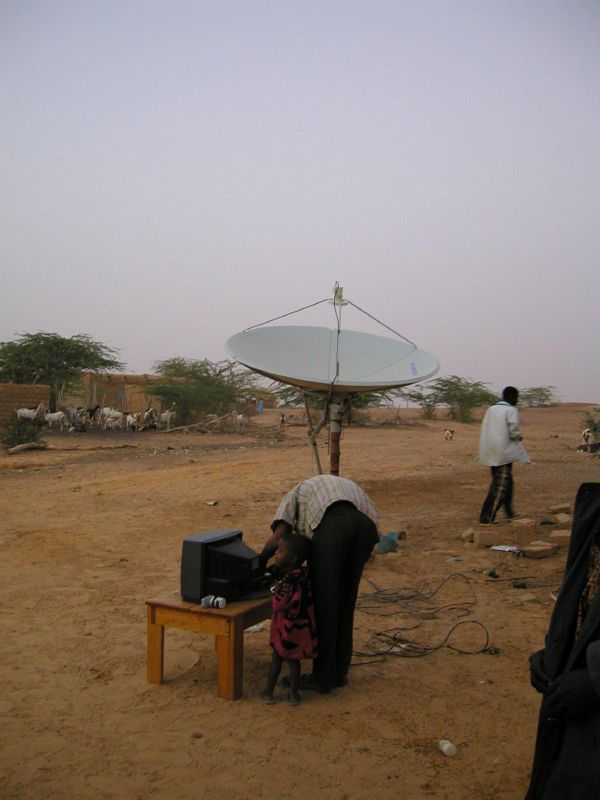 Fernsehen auf dem Land, Inates, Niger