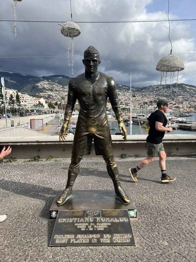 Statue von Ronaldo in Funchal Ronaldo Statue