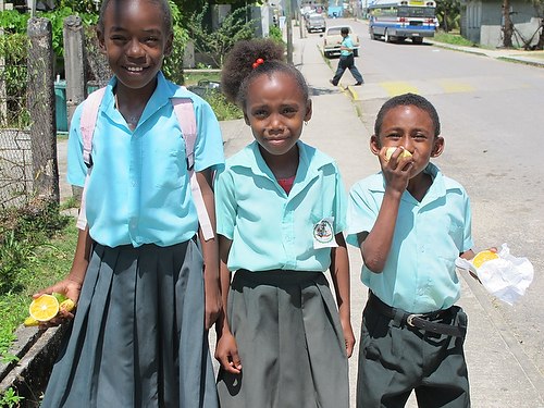 Schulkinder in Belize
