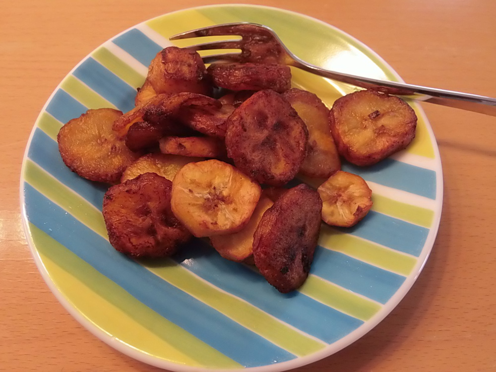Frittierte Kochbananen aus der Karibik
